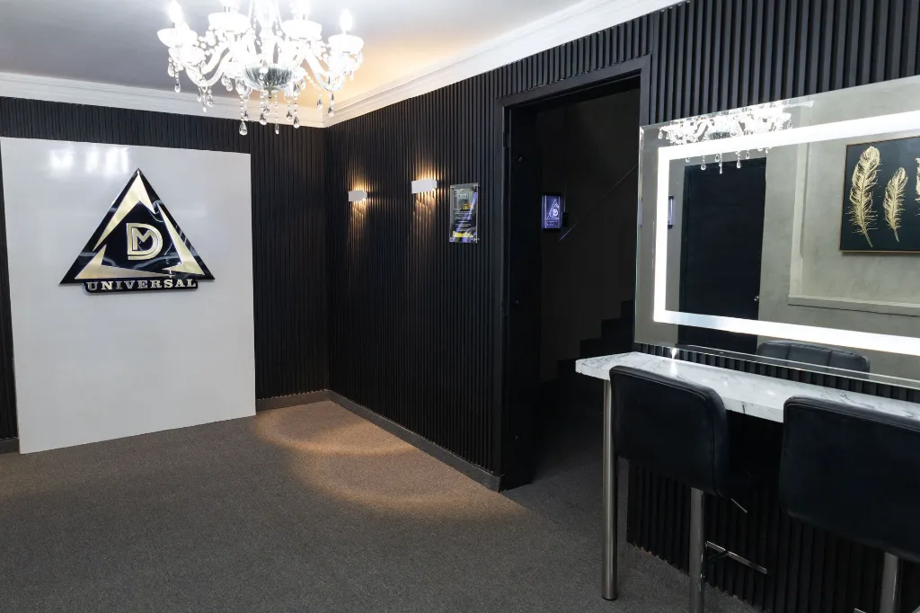 SALA DE MAQUILLAJE 3.webp